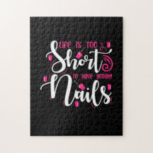 人生は短すぎて退屈な爪、 ネイルがない