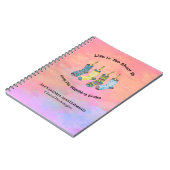 人生は短すぎることわざ引用文ピンクのパーソナライズ ノートブック (左側)