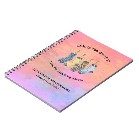 人生は短すぎることわざ引用文ピンクのパーソナライズ ノートブック (左側)