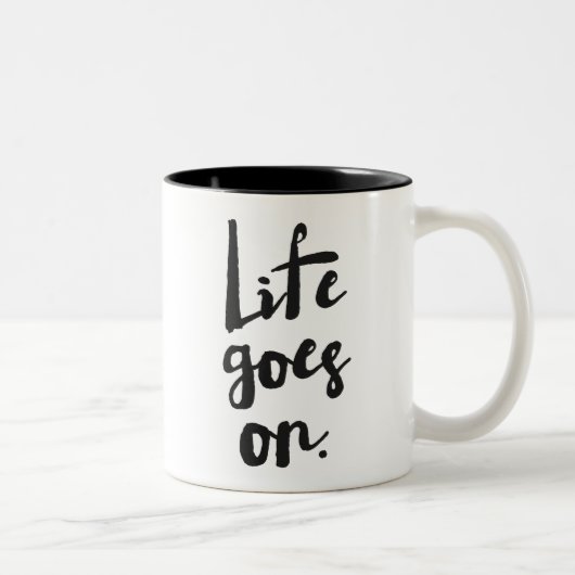 人生は続く | 黒素朴書モダン コーヒーマグカップ (右)