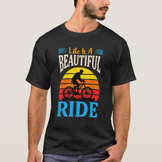 人生は美しい自転車のサイクルサイクリング Tシャツ (正面)