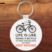 人生は自転車、ワードアート、文字に乗るようなものだ キーホルダー (正面)
