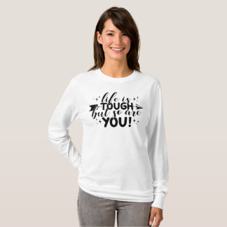 人生は辛いけど君も Tシャツ