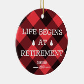 人生は退職金から始パーソナライズされたまる セラミックオーナメント (右)