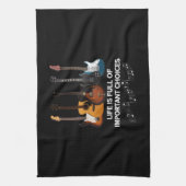 人生は重要な選択肢でいっぱいだギター愛好家 キッチンタオル (縦)