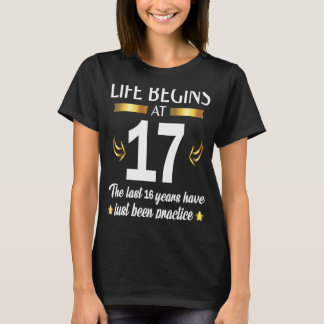 人生は17から始まる最後の16年 Tシャツ