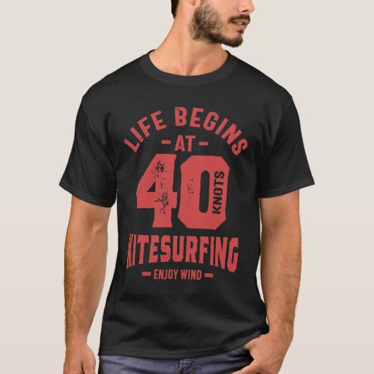 人生は40から始まる – Kithsurfing Gift Tシャツ (正面)