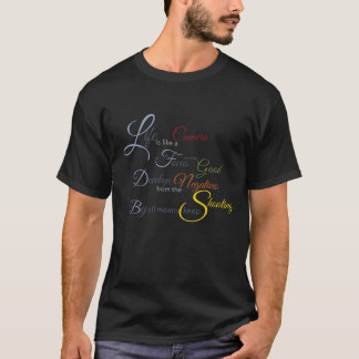 人生はCamera-Altのようなものだ Tシャツ