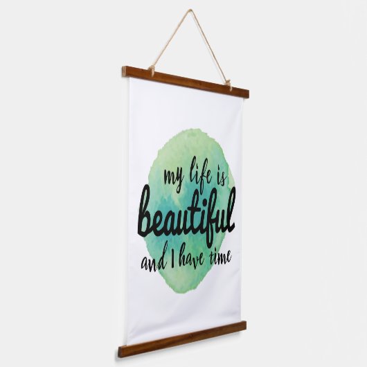 人生を受け入れるための自己愛の肯定 吊り下げ型タペストリー (傾斜あり)