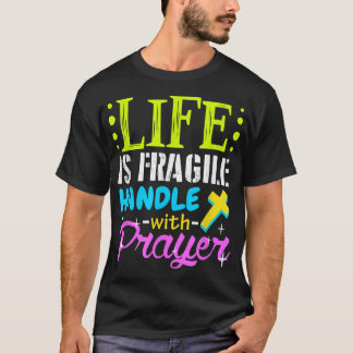 人生誇りを持ったは祈りの言葉イエズギと壊れやすいハンドル Tシャツ