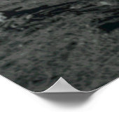 人間が月の宇宙飛行士と地球を宇宙で歩く ポスター (角)