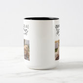 人間が結婚する猫と犬の写真 ツートーンマグカップ (中央)