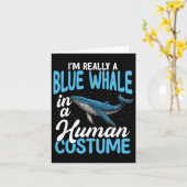 人間のコスプレをした青いクジラ　おかしい カード (黄色い花)