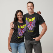 人間のハイプノサタン魔猫に従う Tシャツ (ユニセックス)