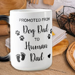 人間のパパ妊娠に対する犬のパパの促進 モーフィングマグカップ<br><div class="desc">犬パパから人間パパへ！あなたの妊娠の犬のパパを驚かせすごい、この可愛い犬の妊娠の発表魔法マグカップ。ベビーの姓と月/日付20xxでパーソナライズこの犬の妊娠ベビーは、マグカップが明らかにお気に入りのなる。COPYRIGHT © 2020 Judy Burrows,  Black Dog Art - All Rights Reserved.人間のパパ妊娠に促進された犬のパパは、魔法マグカップを明らかにする</div>