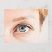 人間の目をクローズアップ ポストカード (正面)
