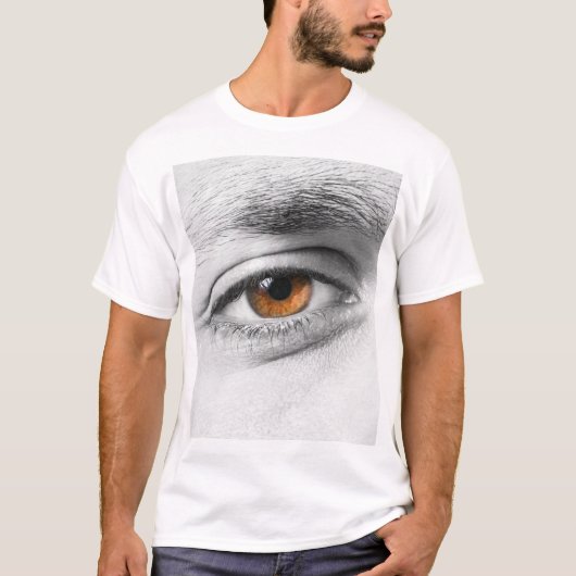人間の目をクローズアップ Tシャツ (正面)