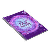 人間の紫色の感動的なノートである ノートブック (右側)