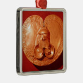 人間の顔と胸 メタルオーナメント (右)