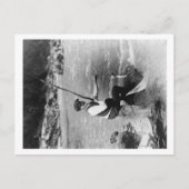 人間の魚釣りとランズ2つの魚を一度に写真撮影 ポストカード (正面)