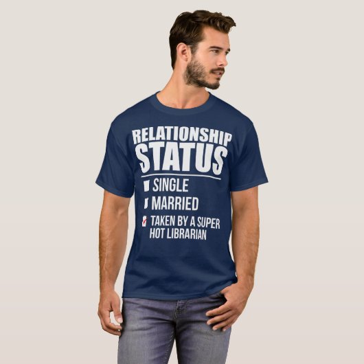 人間関係のステータスすごいが注目の司書 Tシャツ (正面フル)