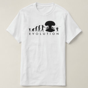 人類とゴキブリの進化の変遷 楽しい進化チャート Tシャツ