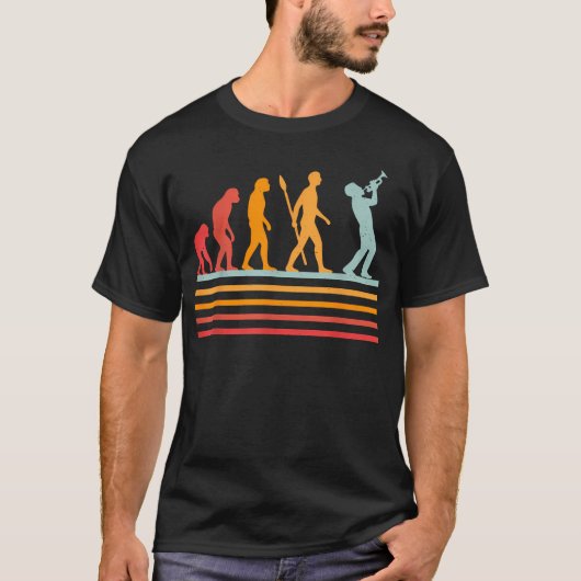 人類の進化 トランペット演奏 Tシャツ (正面)