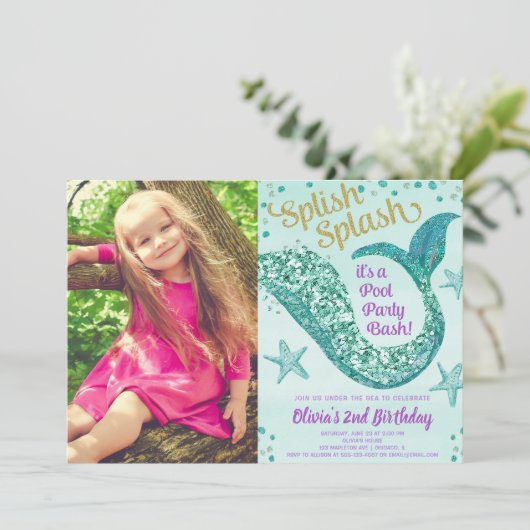 人魚のプールを囲んでのパーティの誕生日のティール（緑がかった色）の金ゴールドの紫色の写真 招待状 (スタンド正面)