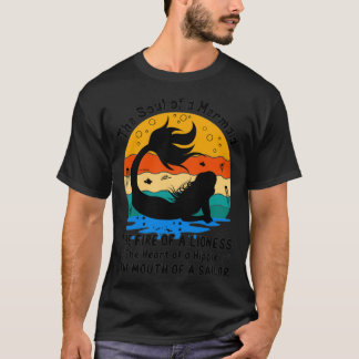 人魚の女性スイミングプール Tシャツ