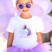 人魚の尾の下の海の誕生日の女の子のパーティー トドラーTシャツ
