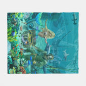 人魚の珊瑚礁の宝物 フリースブランケット (正面(横))