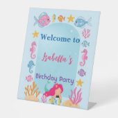 人魚の虹の魔法の誕生日パーティー 台座サイン (正面)