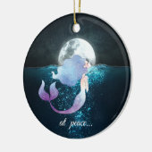 人魚パーソナライズされたが泳いで,平和で,満月 セラミックオーナメント (左)