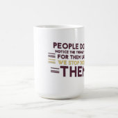 人 – クラシックマグカップ コーヒーマグカップ (中央)