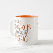 今が基本となる季節 |秋パンプキンスパイス ツートーンマグカップ (正面左)