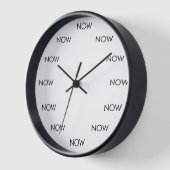 今が大切 Clock – 現在にフォーカスする時計 壁時計 (傾斜)