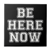 今ここにいる タイル (正面)