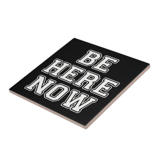 今ここにいる タイル (側面)