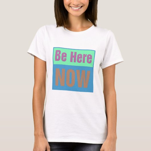 今ここにいる Tシャツ (正面)