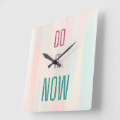 今すぐ実行 スクエア壁時計 (傾斜)