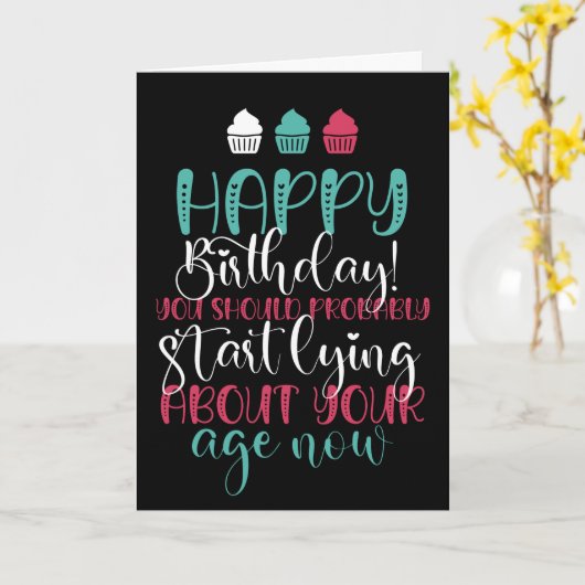 今すぐ年齢について嘘をつき始おもしろいめる誕生日 カード (黄色い花)