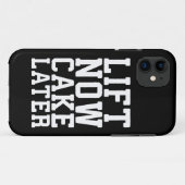 今すぐ持ち上げ、ケーキ後で – Carbs -おもしろいトレーニング Case-Mate iPhoneケース (裏面(横))