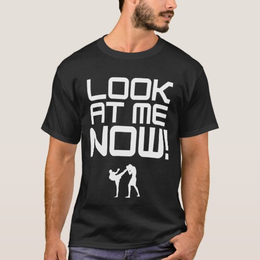 今すぐ見るMe Now mma Fans Champギア Tシャツ (正面)