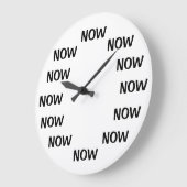 今では冗談は時間のです冗談の時計時間を記録します ラージ壁時計 (傾斜)