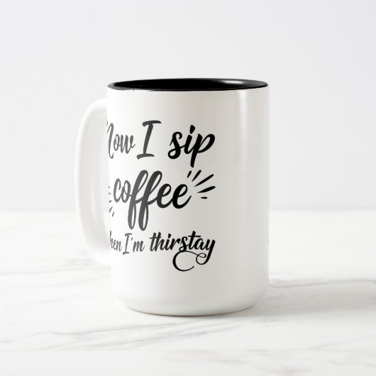 今はティルステイ・マグの時にコーヒーをすぼめる ツートーンマグカップ (正面左)