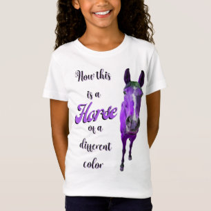今は紫違う色の馬 Tシャツ