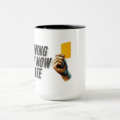 今は間抜けマートマグなし マグカップ (中央)