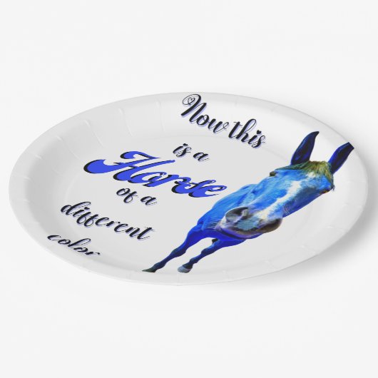 今は青い色の違う馬だ ペーパープレート (アングル)