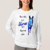 今は青い色の違う馬だ Tシャツ (正面)
