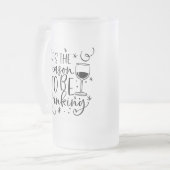 今は飲む季節だ |クリスマスユーモア フロストグラスビールジョッキ (正面左)